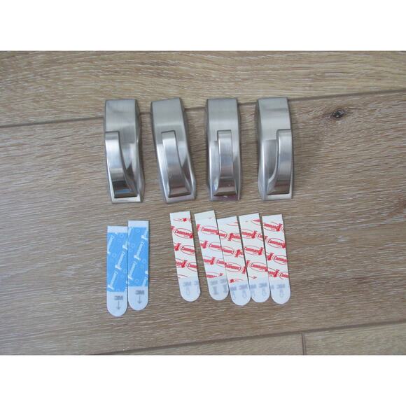 Command 3lb Hooks Brushed Nickel Coat Lot of 5 - Picture 1 of 5